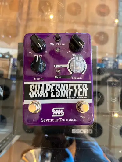 Seymour Duncan Shape Shifter Stereo Tremolo Pedal, View more