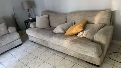*Free Delivery Available* Grey Ashley furniture couch set