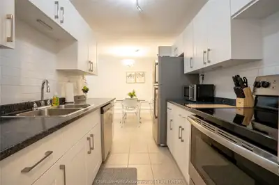 2-Bed, 1-Bath FULLY-FURNISHED, UTILITIES INCLUDED Apartment