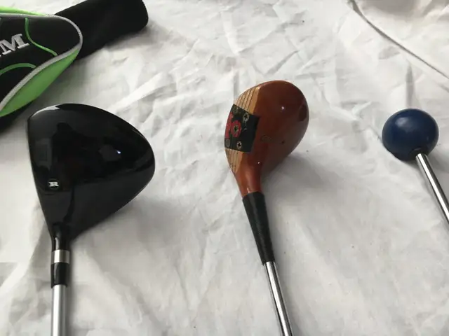 Various brand names golf drivers and swinging trainer for sale in Golf in Mississauga / Peel Region - Image 6