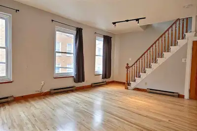 Appartement de 2 chambres et 2 salles de bain
