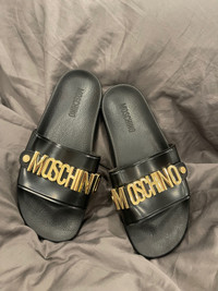 MOSCHINO Slides / Sandals LIKE NEW 41 / 10