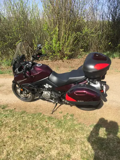2009 Suzuki DL 1000 V-Strom. Selling due to health reasons. Very low mileage and oil changed. Always...