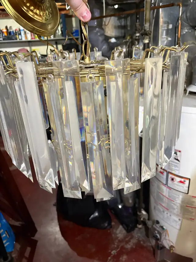 Chandelier in Indoor Lighting & Fans in Ottawa - Image 3