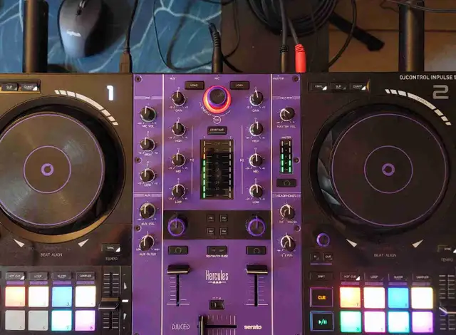 Hercules Inpulse 500 DJ Controller (limited purple edition) in Performance & DJ Equipment in Windsor Region - Image 2