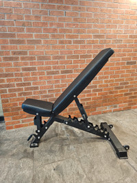 Brand new FID Flat/Incline Decline Commercial Adjustable Bench