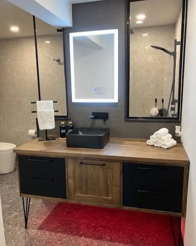 Interior Designer (Decorator)569242513740277761