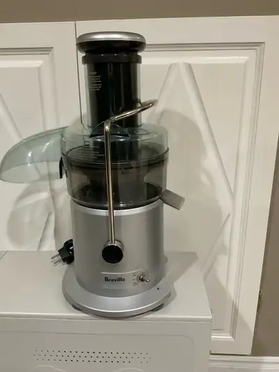 Juicer Breville model JE98XL Juice Fountain Plus, View more