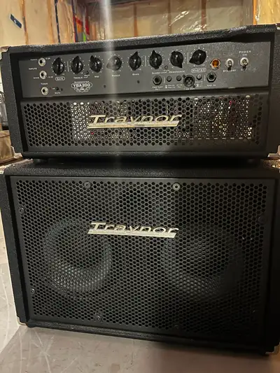 Features: • 200 watt All-Tube Bass Amplifier • 4x KT88 power tubes, 2x 12AX7A and 1x 12AU7 preamp tu...