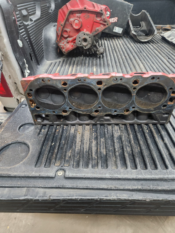3917215 427 bbc cylinder head complete good shape in Engine & Engine Parts in Chatham-Kent - Image 3