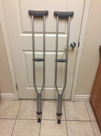 Guardian Adult Crutches