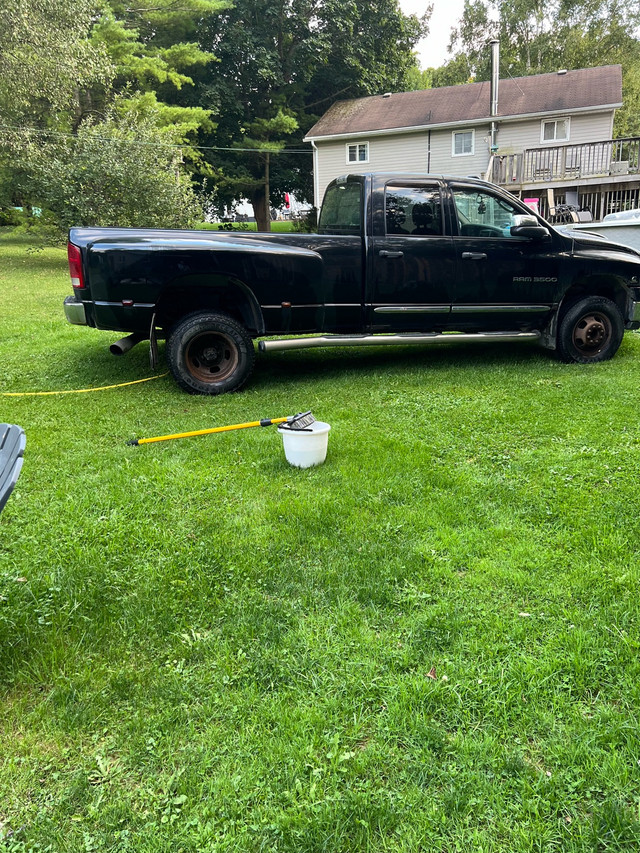 2004.5 ram 3500 in Cars & Trucks in Oakville / Halton Region - Image 4