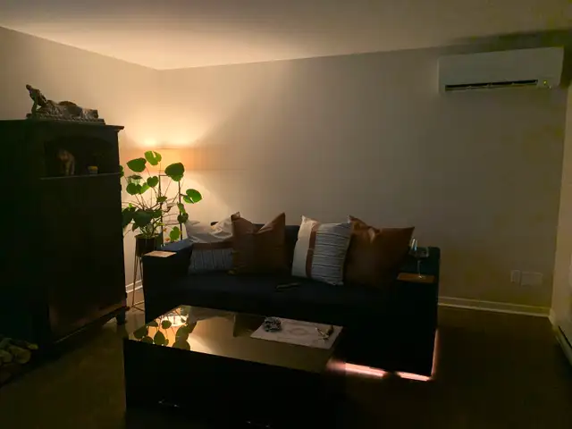 3-seat divan/sofa with storage and integrated features62864363948802124