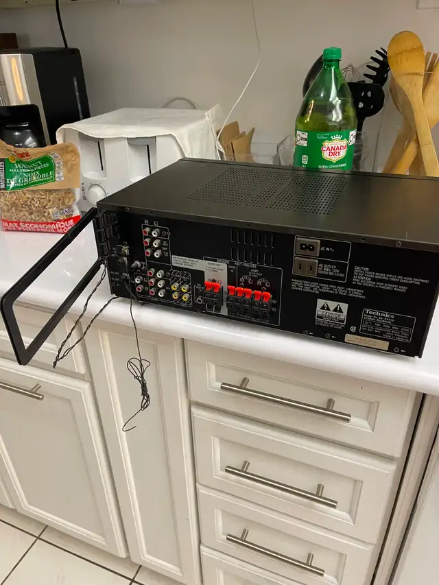 Antique Technics Stereo Receiver SA-EX410 in Stereo Systems & Home Theatre in City of Toronto - Image 5