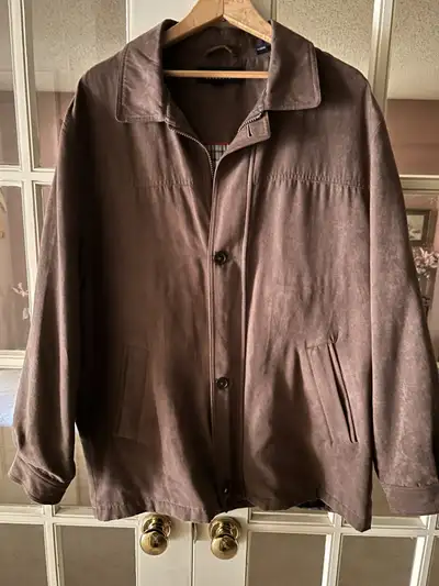 OSCAR DE LA RENTA MEN'S BROWN SUEDE-LIKE COZY JACKET: LARGE, View more