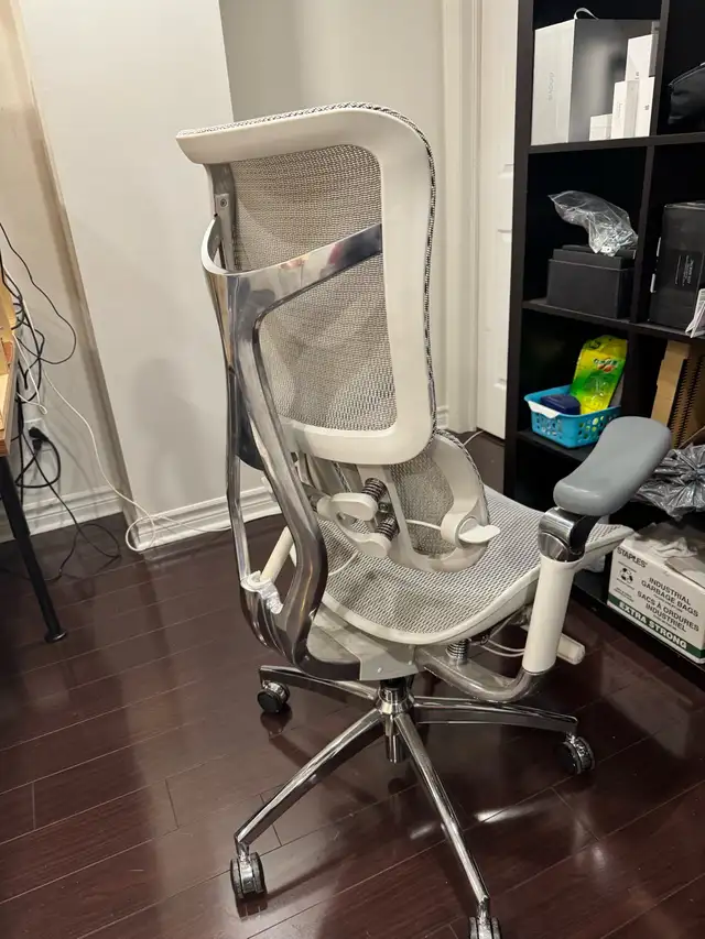SIHOO Doro S300 Ergonomic Office Chair in Chairs & Recliners in Markham / York Region - Image 7
