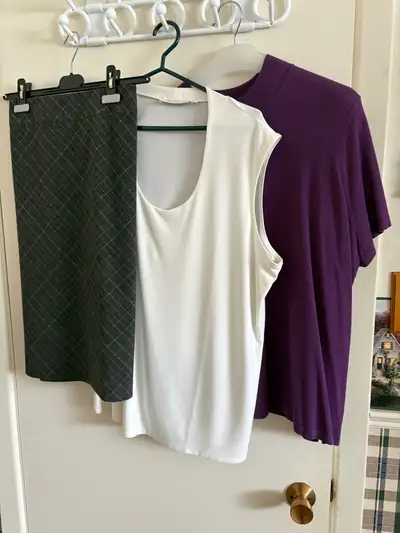 Womens Business clothes/vêtements d'affaires. Sizes 18-2x, View more