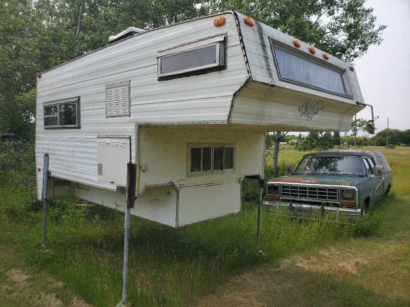 10 ft Skipper truck box camper/ 14' fifth wheel trailer Travel