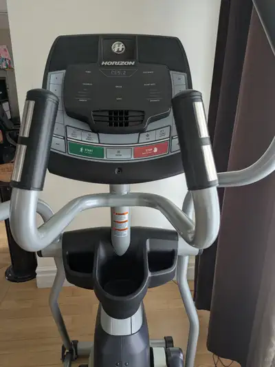 Horizon CE5.2 elliptical/ elliptique Horizon CE5.2, View more