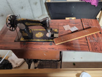 Singer sewing machine antiques