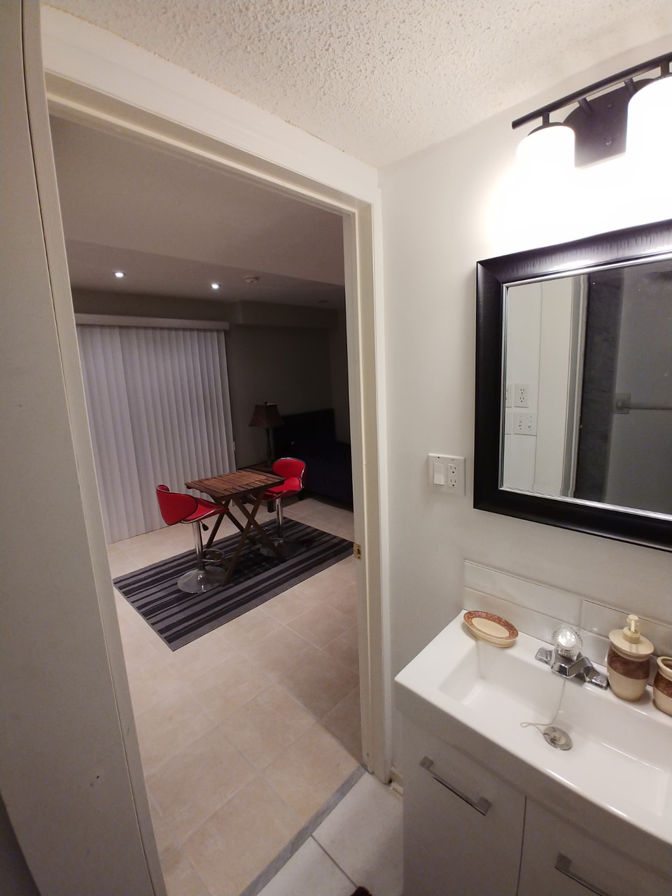 Clean ground floor basement studio for rent (separate entrance) 3