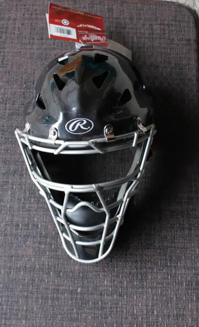 New Rawlings Baseball Coolflo Adult Hockey Style Catcher's Mask, View more