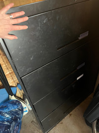 Sturdy filing cabinet 
