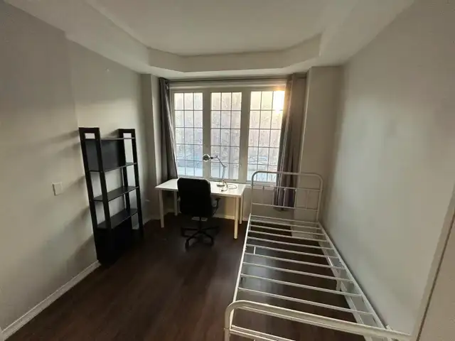 York University Village Room For Rent