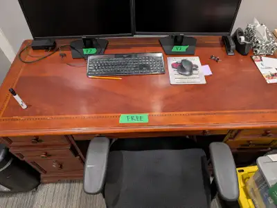 Free Desk - Come Pickup, View more