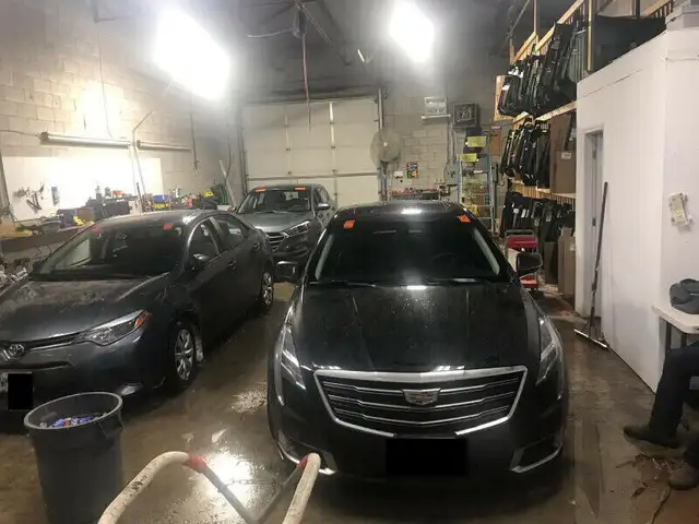 AUTO GLASS REPAIR AND REPLACEMENT in Other in Barrie - Image 3