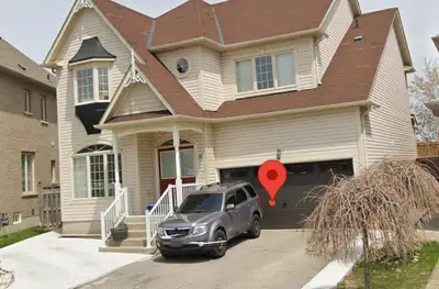 Room in sharing available for girl