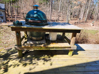 Big Green Egg Size Large with Table