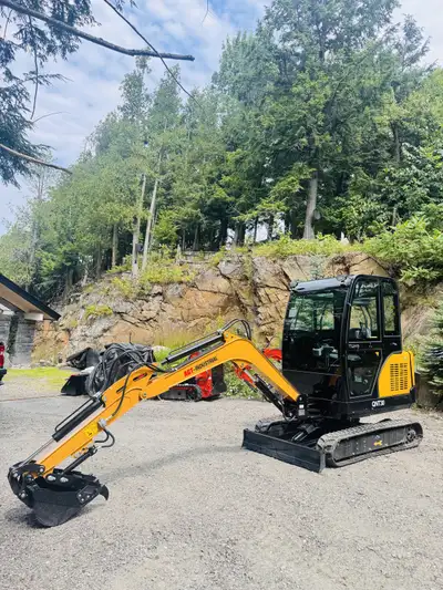 AGT  Kubota 25 hp D902 Diesel Professional Mini Excavator, View more