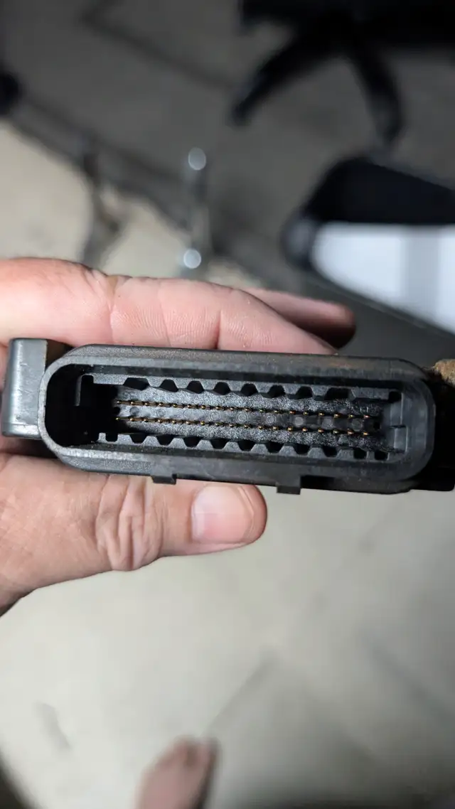 2002 Harley Vrod ECU in Street, Cruisers & Choppers in Ottawa - Image 5