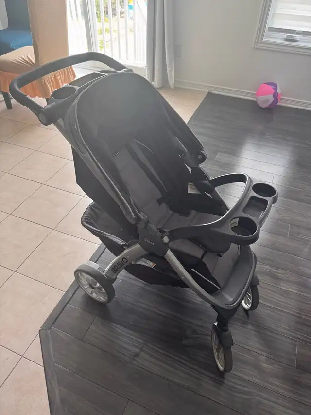 baby stroller in Strollers, Carriers & Car Seats in Ottawa - Image 4