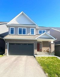 4 Bed 5 bath new built family home in Orleans