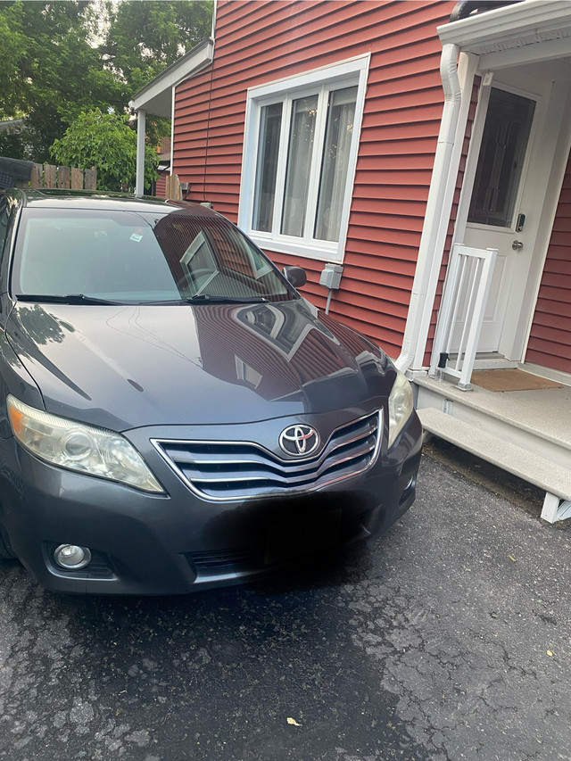 Toyota Camry XLE 3.5L V6 in Cars & Trucks in Ottawa