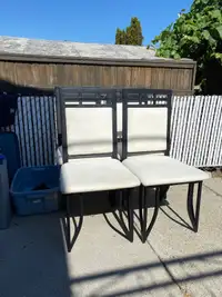Set of 4 chairs for sale 