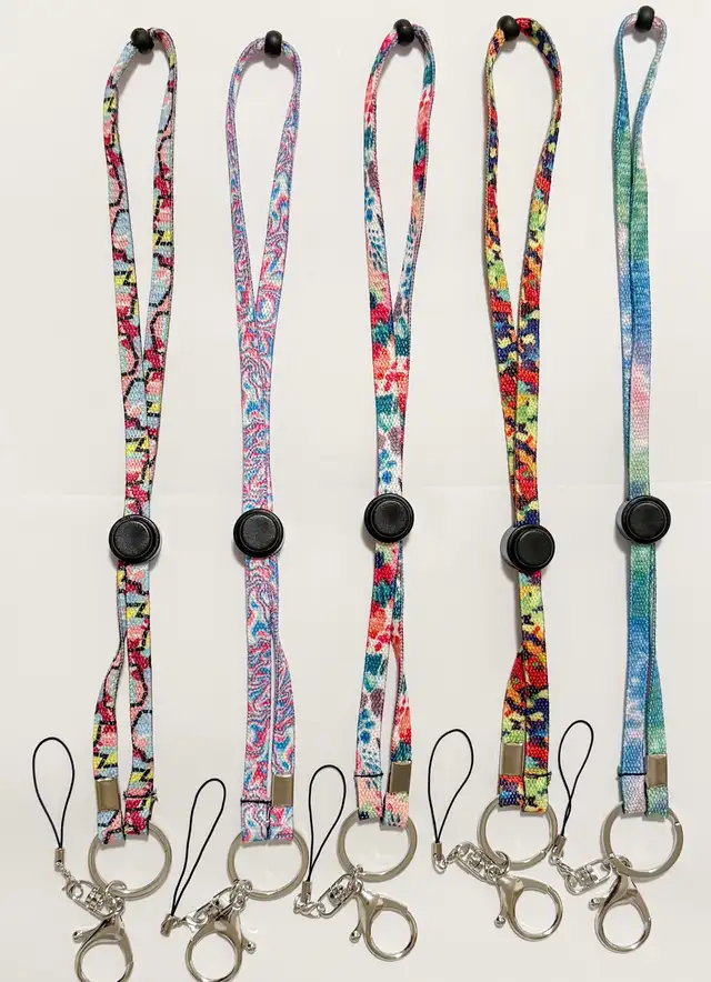 Bundle of 5 Wrist Key Lanyards-Perfect Party Favors in Hobbies & Crafts in Burnaby/New Westminster - Image 3