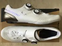 NEW SHIMANO RC9 ROAD SHOES SIZE 46.5 / 11.5