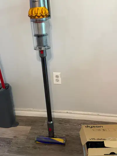 Purchased January 2024 Barely used only used a handful of times, comes with charger & attachments &...