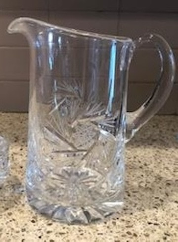 LARGE Collection Of Assorted Crystal Pieces in Home Décor & Accents in Vancouver - Image 4