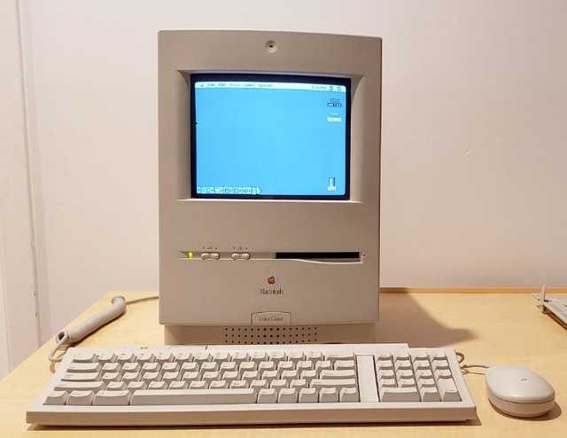 Vintage Apple Macintosh-iMac-PowerMac-Mini-PowerBook dans Ordinateurs de bureau  à Ville de Montréal - Image 3