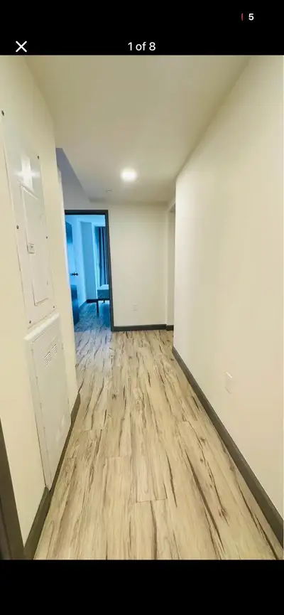 Room for Rent – 258 Lester Street, Waterloo Private room available in a 2-bedroom apartment. The uni...