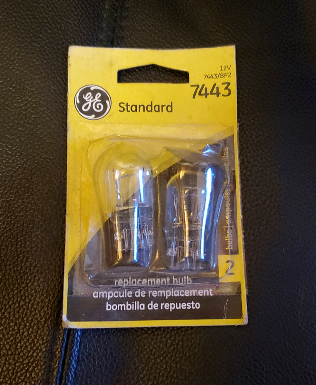 GE Standard Replacement Bulb 7443 in Other Parts & Accessories in Oshawa / Durham Region