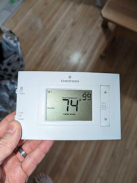 Emerson 1F83C-11NP Conventional Non-Programmable Thermostat