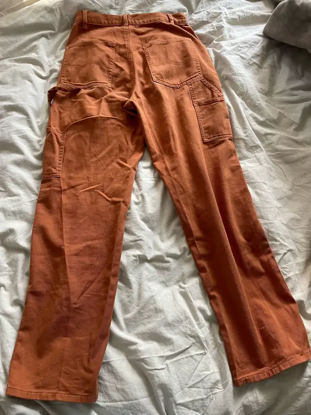 Garage brown/orange cargo pants  in Women's - Bottoms in City of Toronto - Image 3