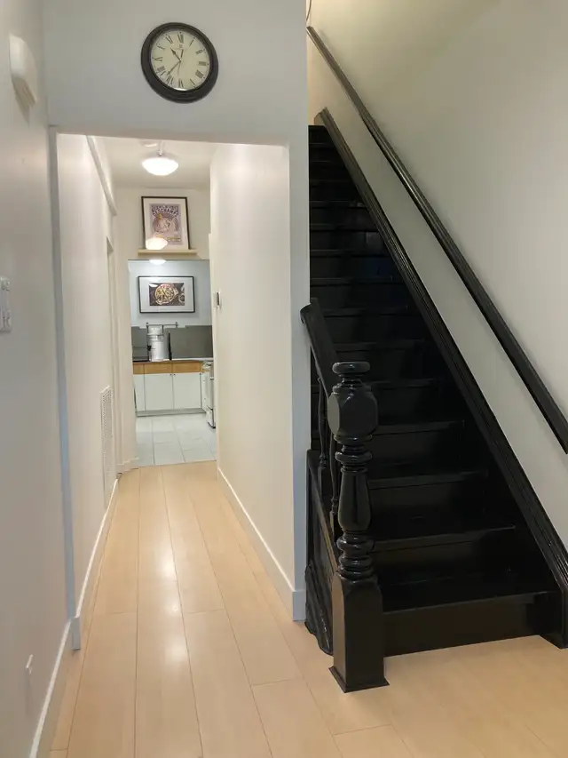 Furnished 1 bed 1 bath plus den and shared kitchen