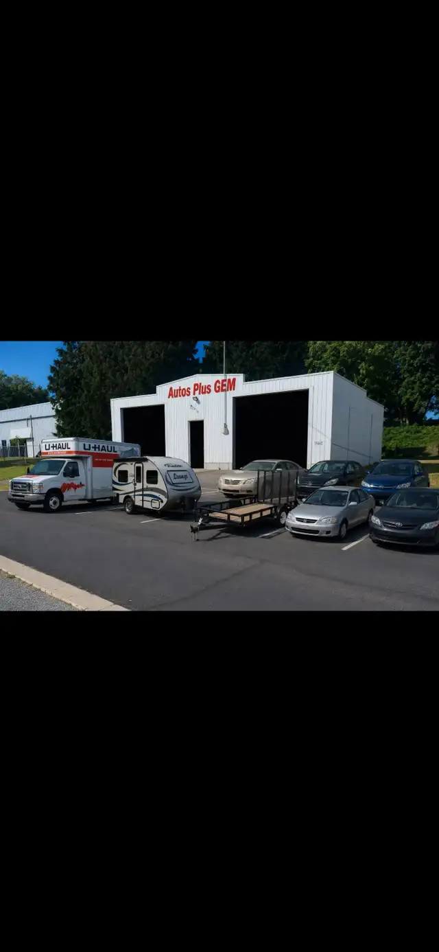 Commercial building for sale