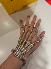 skeleton hand jewelry 